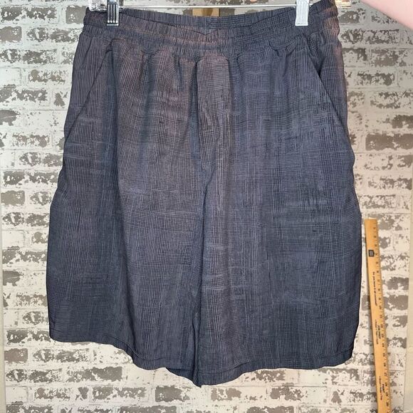 Lululemon | mens athletic shorts - Picture 12 of 12